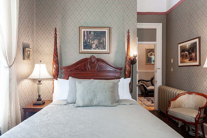 Room 46 of 115