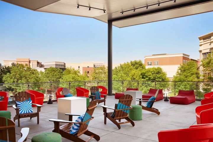 Terrace/Patio 19 of 21