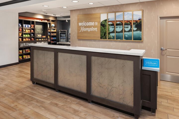 Hampton Inn Minneapolis-Roseville