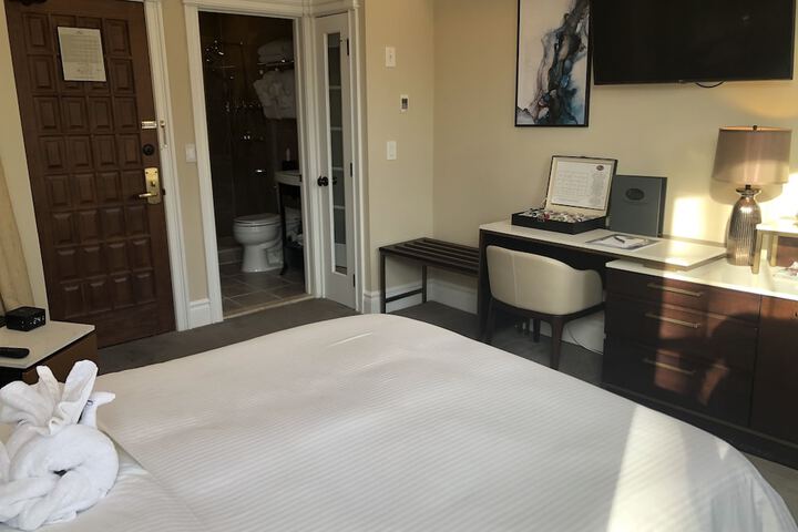 Room 79 of 117