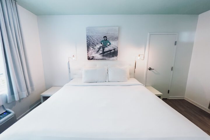 Room 42 of 55