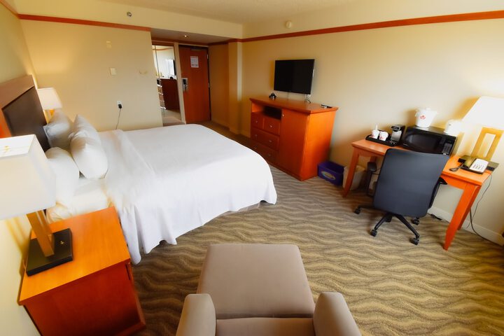Room 14 of 48