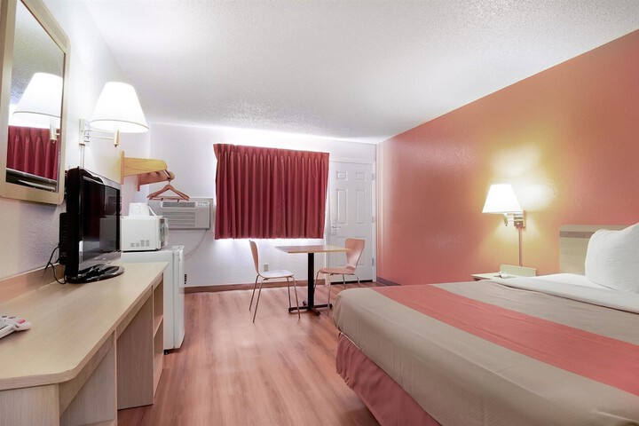 Motel 6 Colby KS