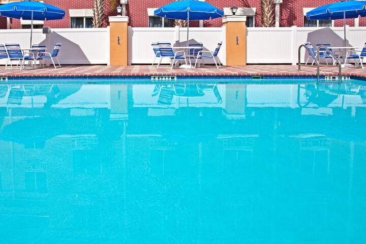Pool 5 of 33