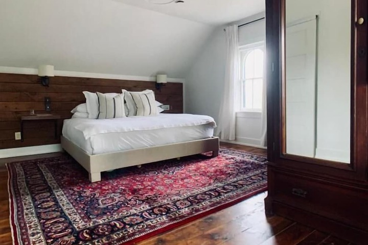Room 95 of 113
