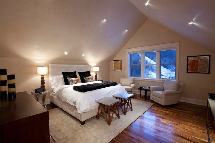 Element 52 Auberge Collection