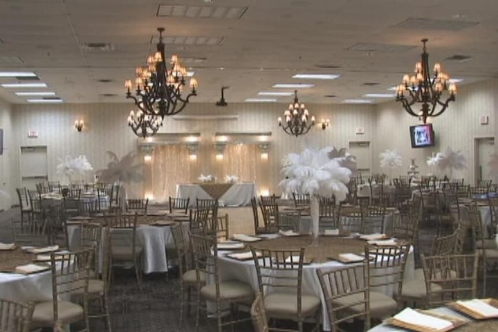 Ballroom/Hall 41 of 46