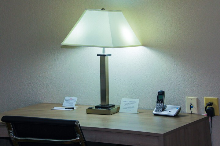 Room 14 of 34