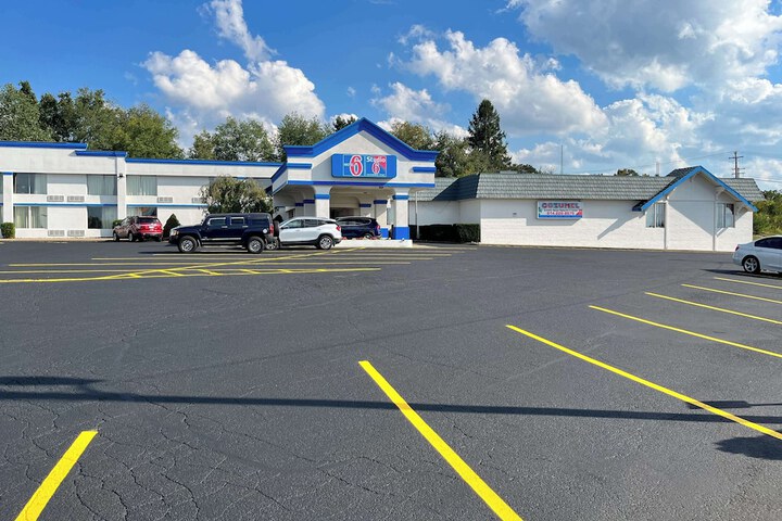 Studio 6 Suites Clarion PA