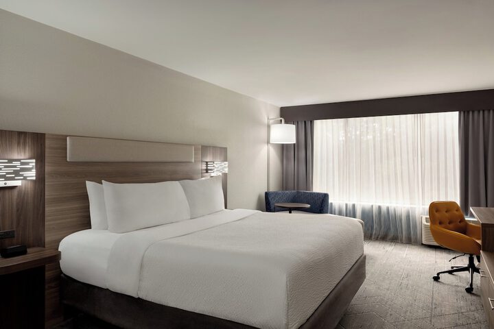 Holiday Inn Express - Atlanta / Kennesaw by IHG