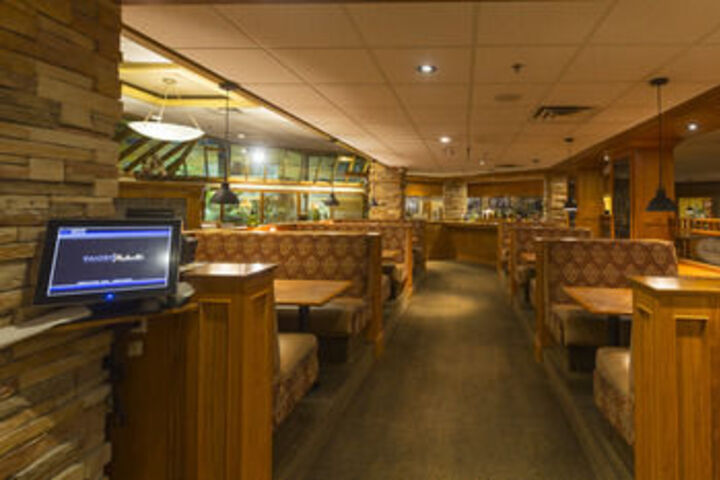 BEST WESTERN PLUS Coquitlam Inn Convention Centre