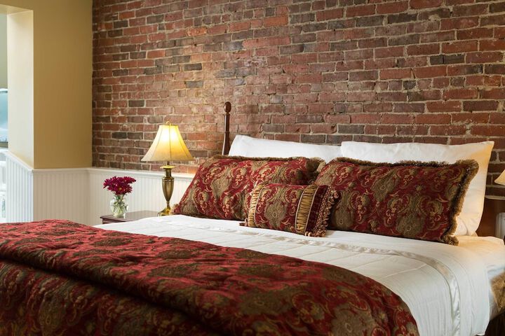 Lord Camden Inn