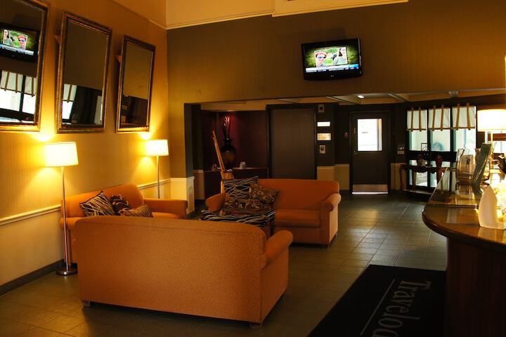 Hotel 2 of 44