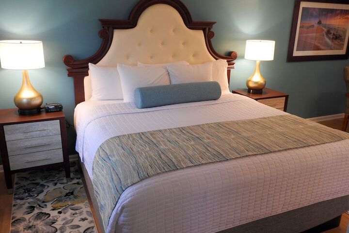 Room 22 of 33