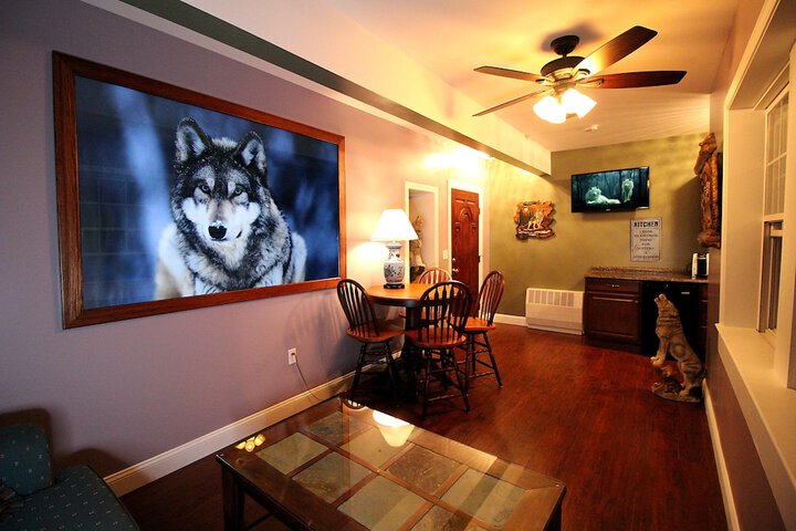 Room 85 of 153