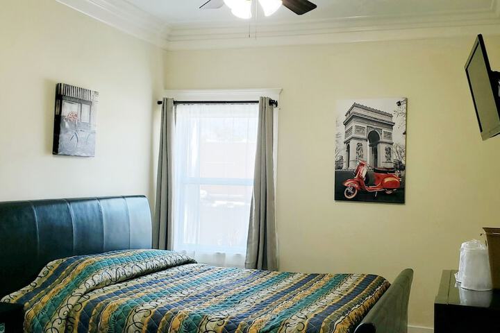 Room 15 of 52
