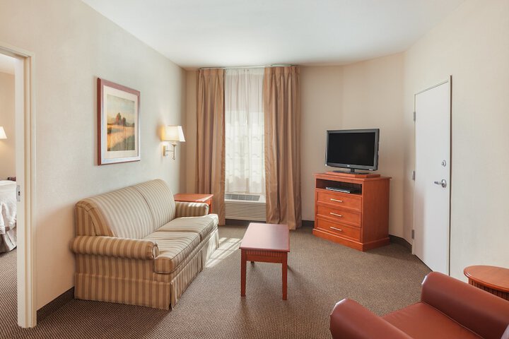 Room 16 of 27