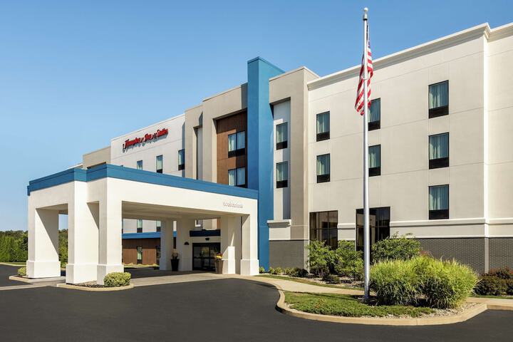 Hampton Inn & Suites York South