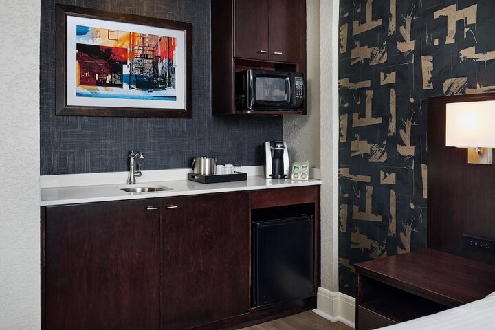 Hotel Alex Johnson Rapid City Curio Collection by Hilton