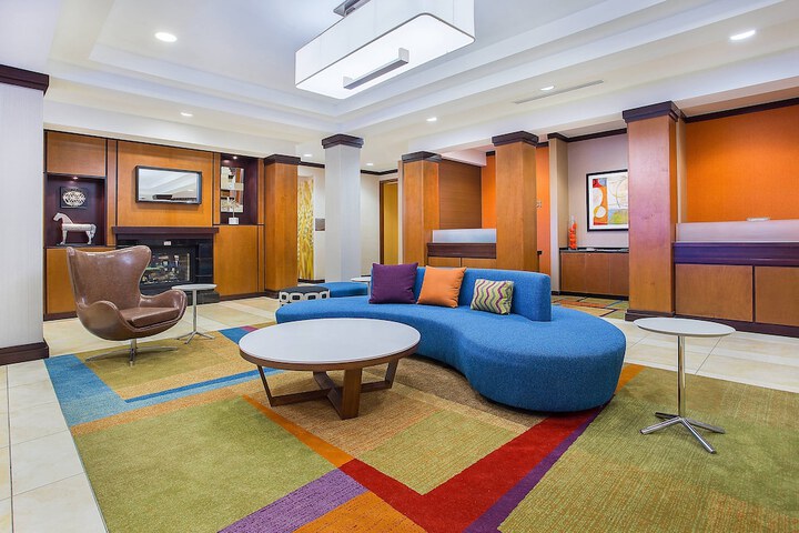 Hotel Interior 10 of 33