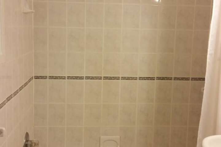Room 15 of 21