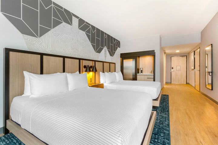 Cambria Hotel Spokane Airport