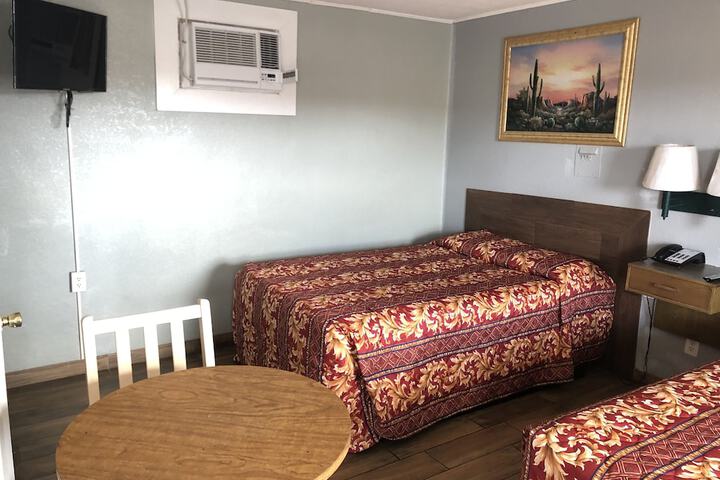 Room 17 of 24