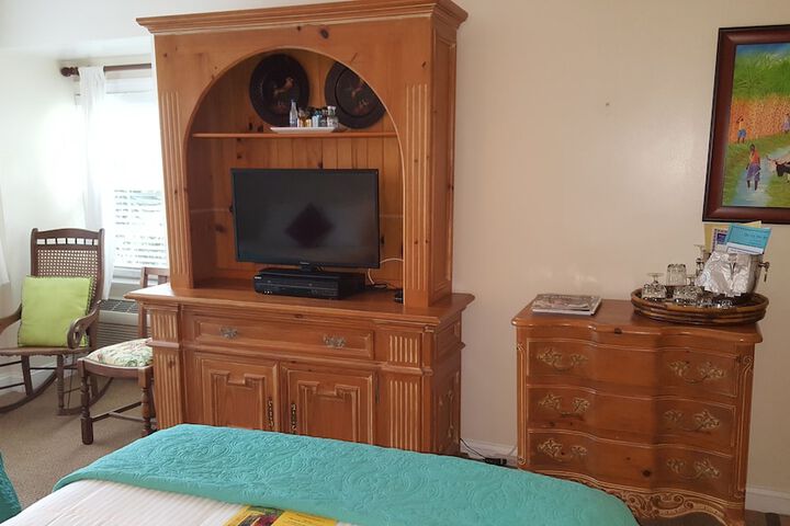 Room 111 of 392