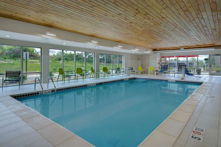 Pool 4 of 44