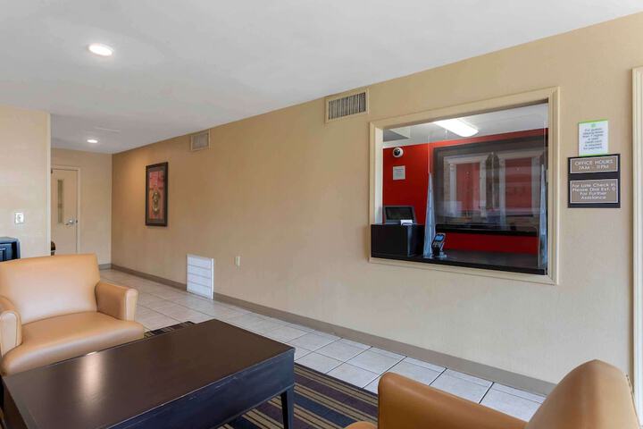 Hotel Interior 5 of 27