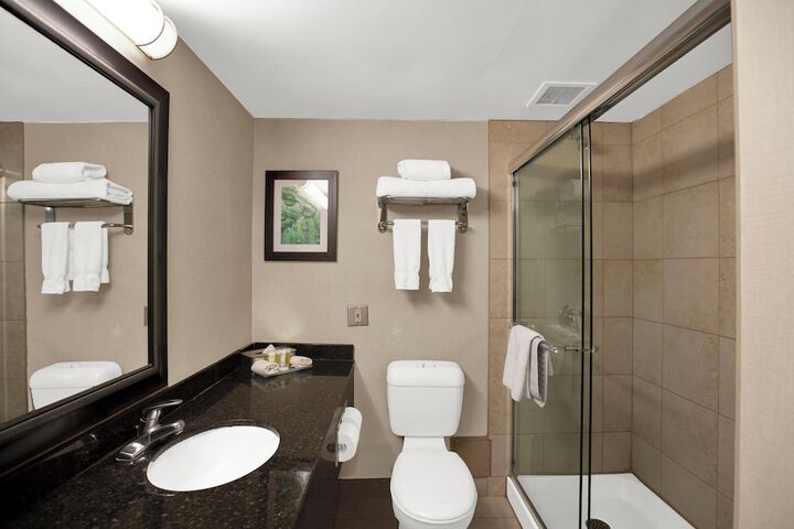 Superior Inn Hotel and Conference Centre Thunder Bay