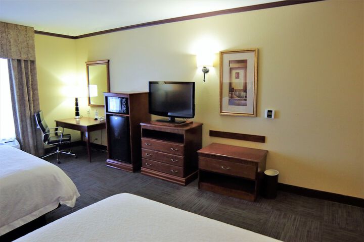 Room 72 of 123