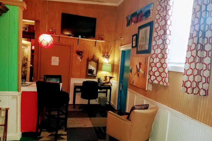 Room 27 of 53