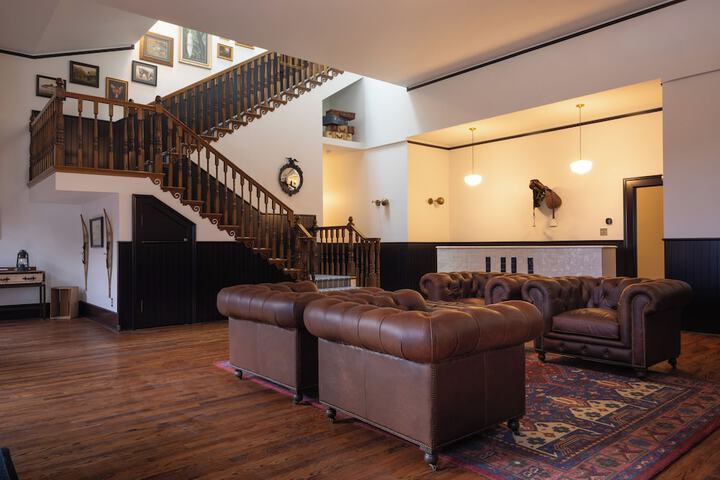 Hotel Interior 7 of 47