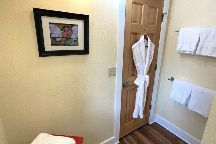 Room 64 of 123