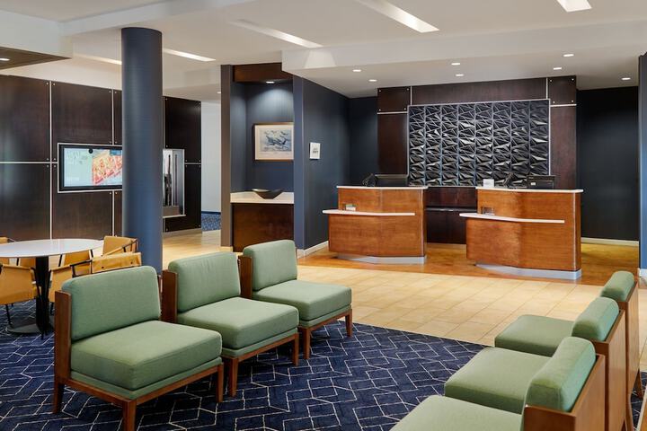 Courtyard by Marriott Warner Robins