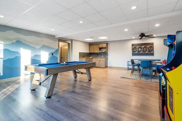 Gorgeous Blue Ridge Views Spacious Retreat With spa