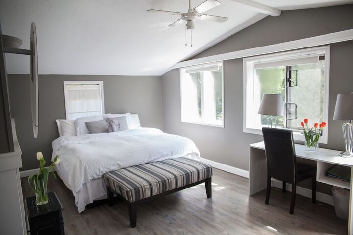 Room 15 of 48