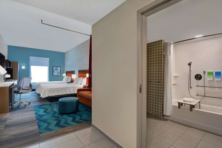 Room 21 of 49