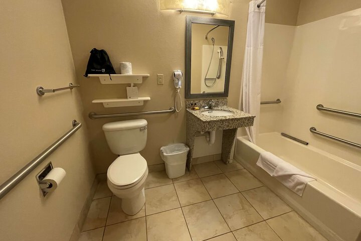 Best Western Plus Wausau / Rothschild Hotel