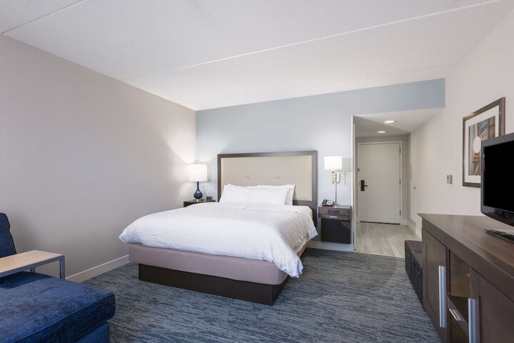 Room 15 of 51