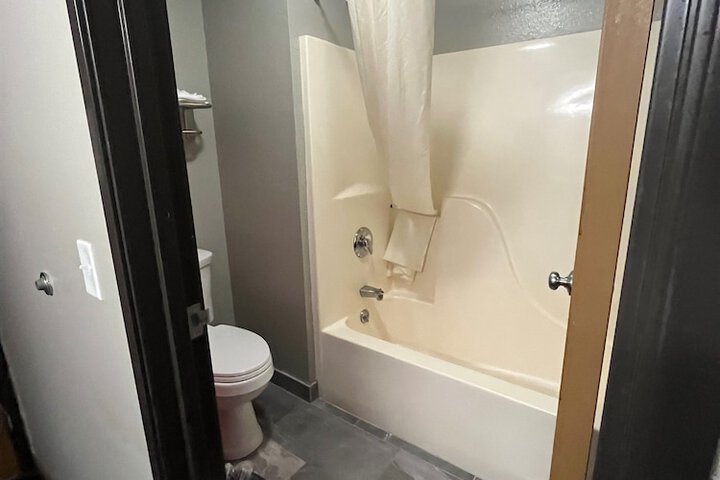 Room 13 of 15