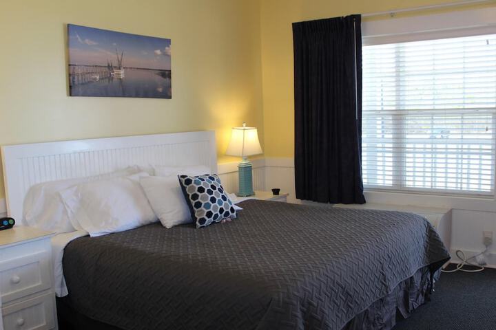Topsail Shores Inn