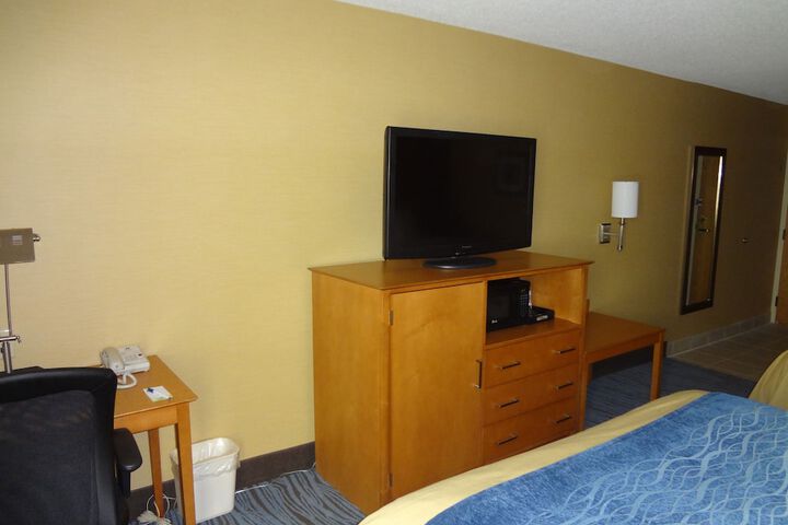 Room 11 of 43