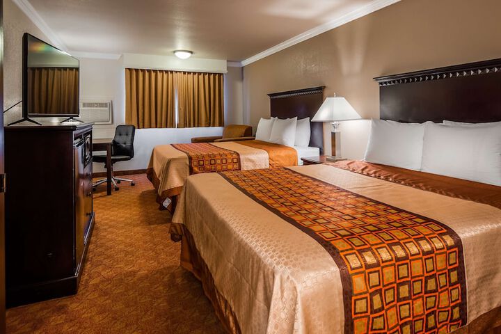 Lompoc Valley Inn and Suites