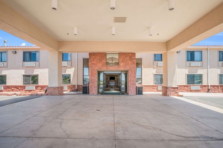Hotel 5 of 49