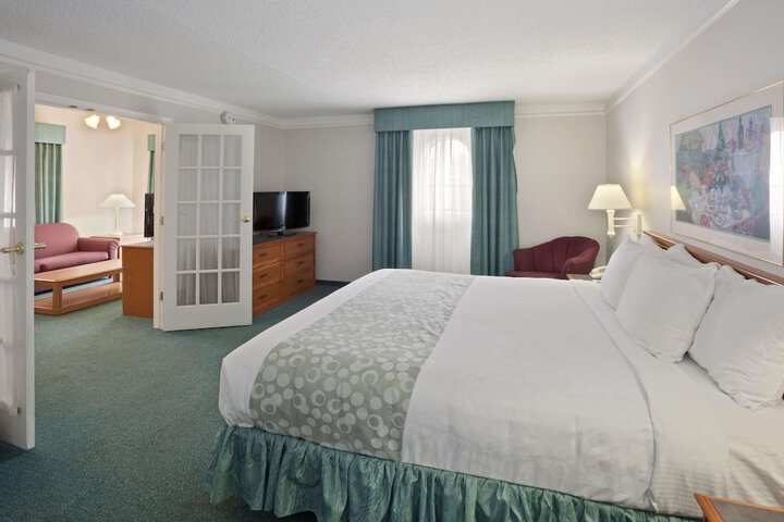 Room 21 of 24