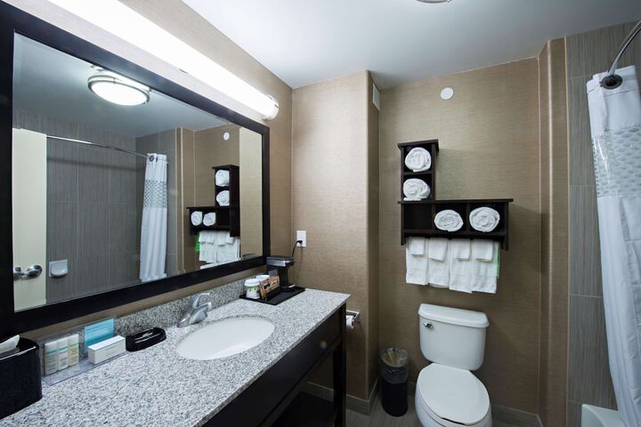 Room 8 of 29