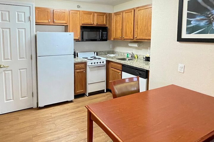 Smart Suites an Ascend Collection Hotel