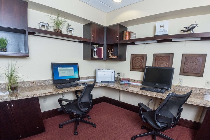Business Center 80 of 81